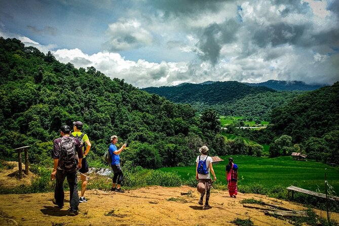 Waterfall Wanderer Doi Inthanon Hiking Tour - Lunch and coffee: local beans, mountain fuel