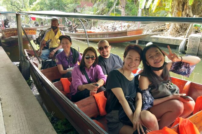 Wheelchair & Luxury Tour to Floating & Railway Markets - Price and value: what $367.39 buys you in the real world