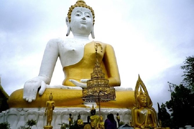 Wiang Kum Kam and Wat Phra That Doi Suthep Private Tour - A private temple day that feels personal in Chiang Mai