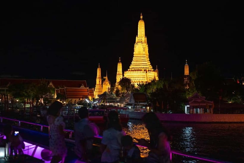 Wonderful Pearl Cruise with Hotel Transfer - The 2-hour Chao Phraya dinner cruise: what the evening feels like