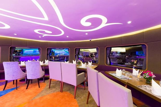 Wonderful Pearl Dinner Cruise - The Thai Classical Dance and Live Music Moment