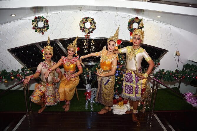 Wonderful Pearl Dinner Cruise in Bangkok - Boarding, Views, and the On-Boat Atmosphere