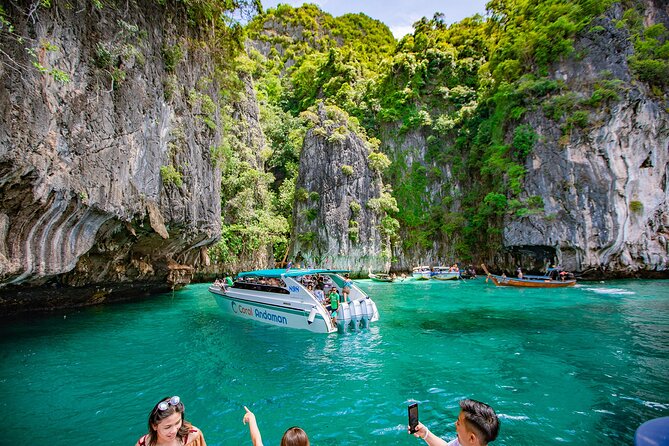 Wonderful Phi Phi Islands Snorkeling Tour from Krabi - The pace of a full-day Phi Phi tour (and how it feels on the water)