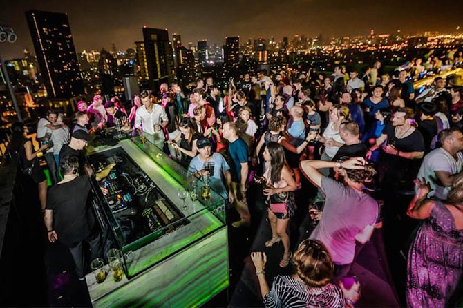 Zoom Rooftop Fine Dining with Skybar - The experience flow: dinner first, then Skybar drinks at your pace